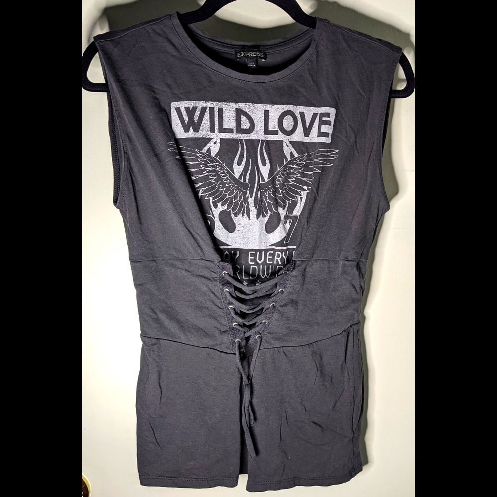 Express Sleeveless Shirt